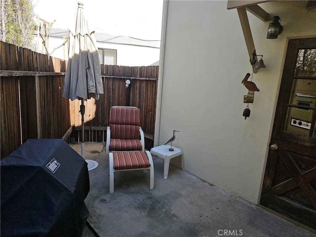 526 Park Avenue D, Newport Beach, California 92662 — photo 5