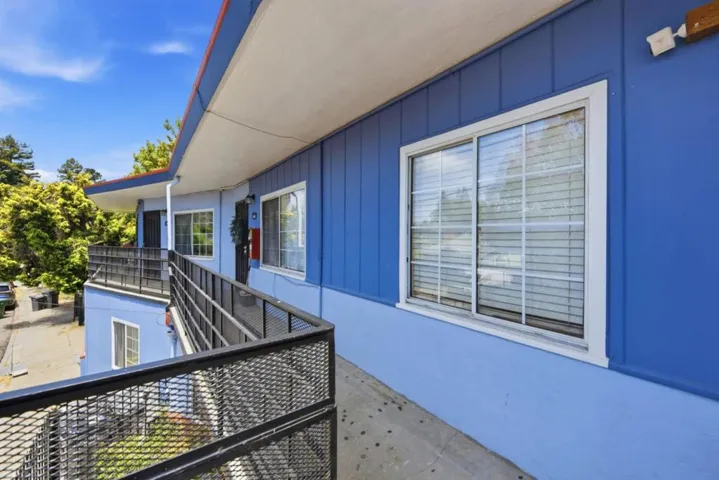 3050 Davis Street, Oakland, California 94601 — photo 5