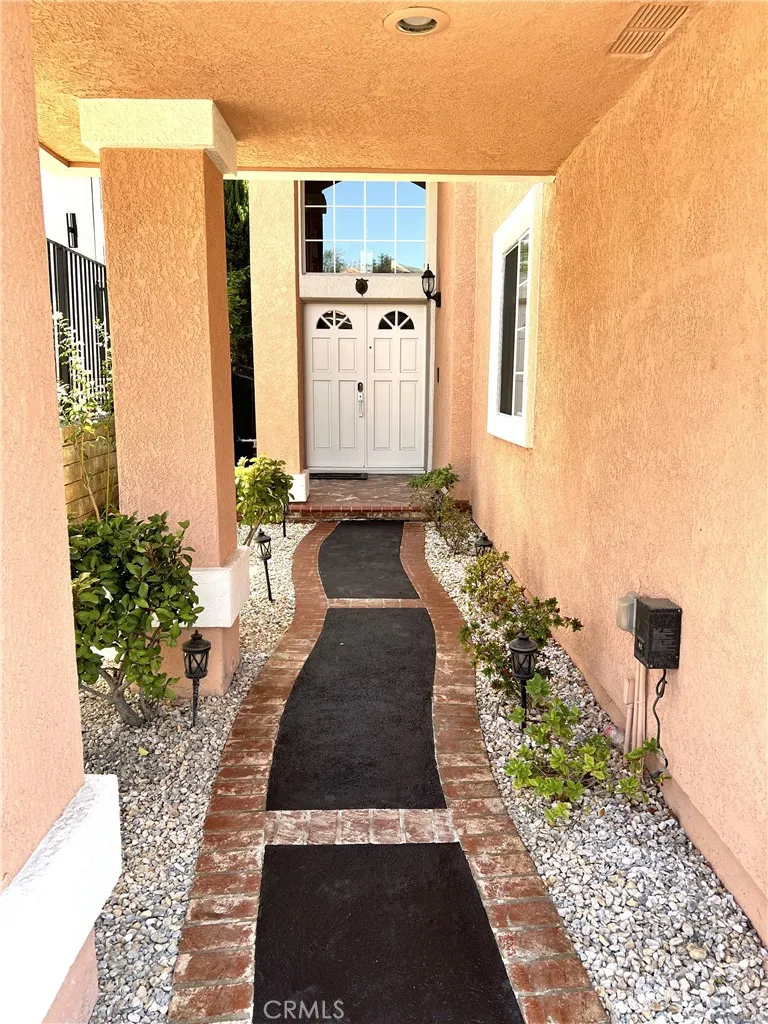 Front Walk way to home