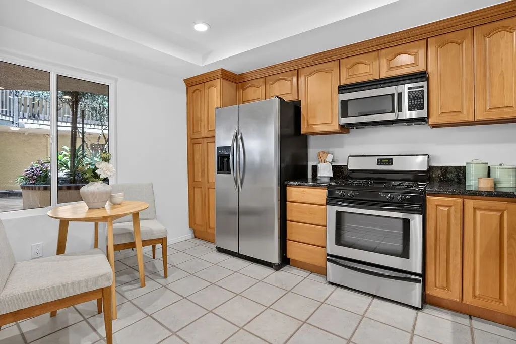 4835 E Anaheim Street 105, Long Beach, California 90804 — photo 5