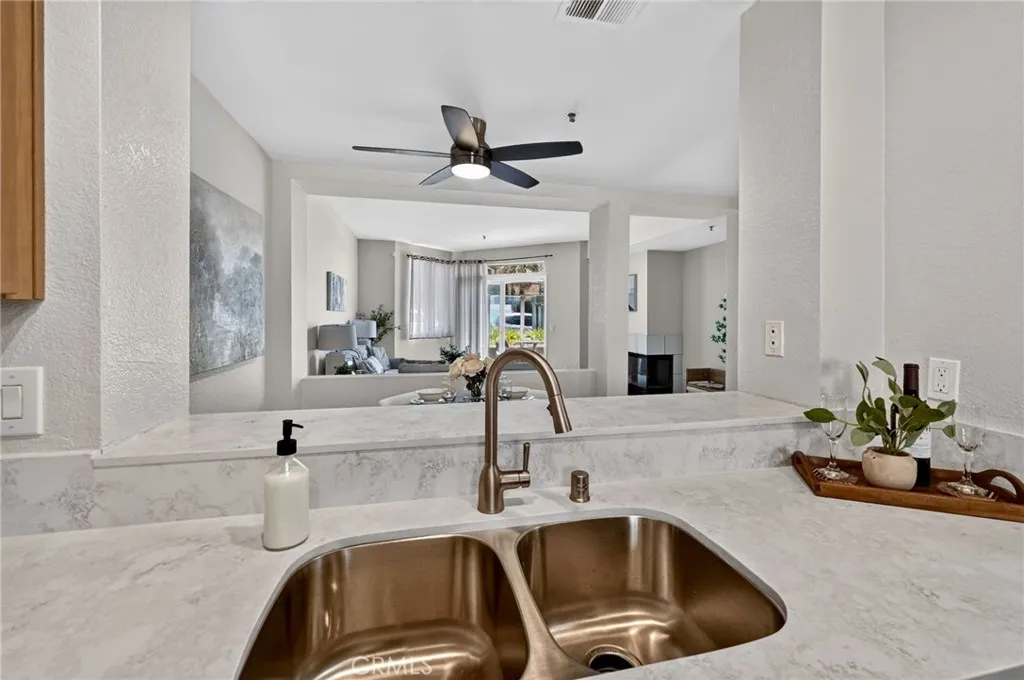 New large stainless steel sink & faucet in the   kitchen