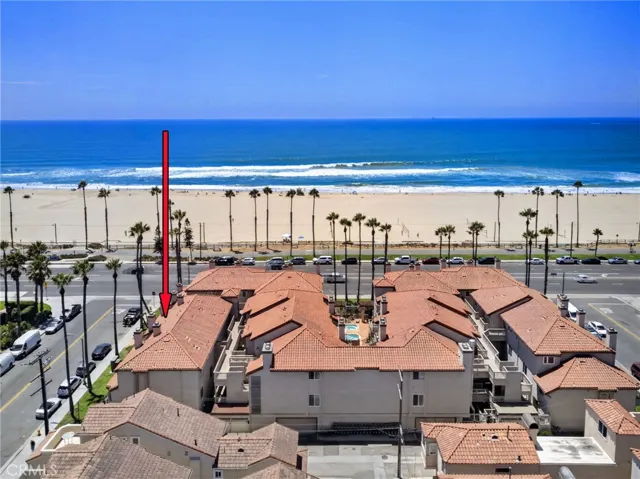 Walk to the Beach from this great location!