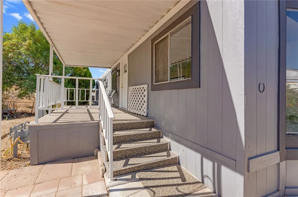 1700 S State 82, Hemet, California 92543 — photo 4