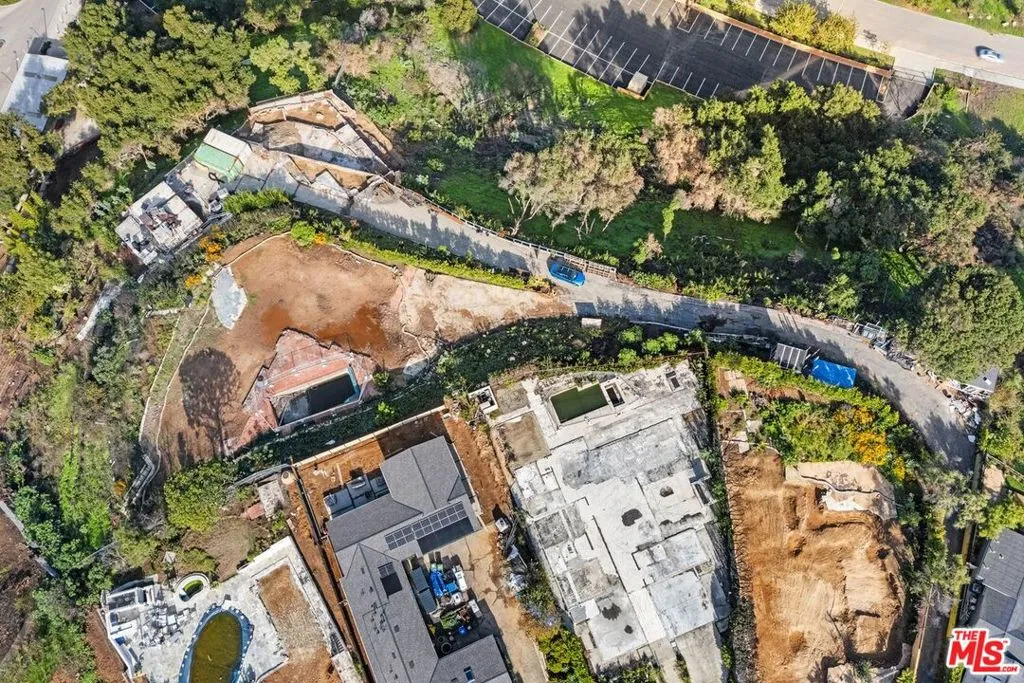 320 Bellino Drive, Pacific Palisades, California 90272 — photo 4