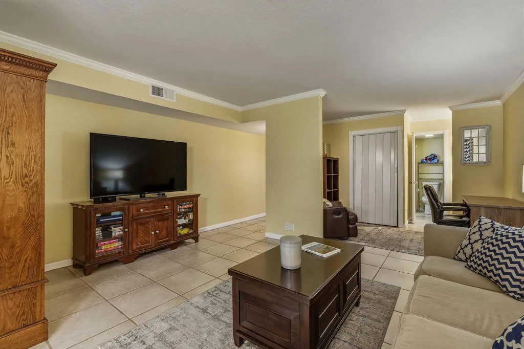 5300 E Waverly Drive D5, Palm Springs, California 92264 — photo 5