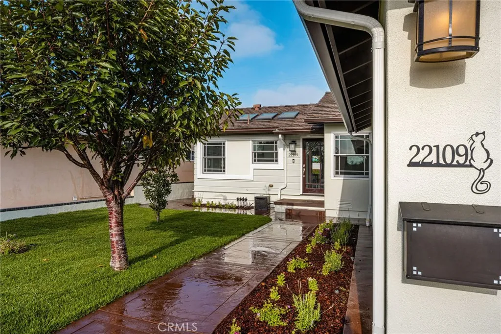 22109 Bonita, Carson, California 90745 — photo 4