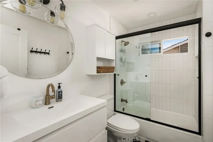 Upstairs Bathroom