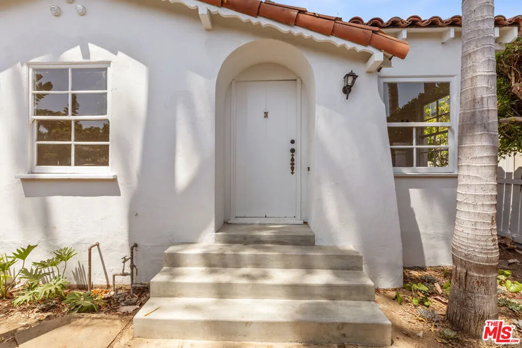 643 Vernon Avenue, Venice, California 90291 — photo 4