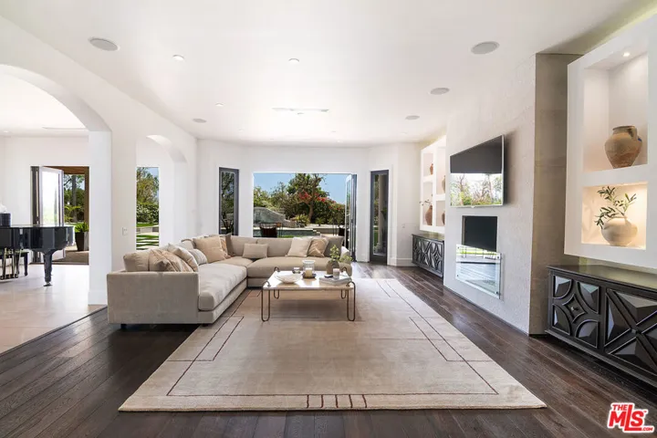 25522 Colette Way, Calabasas, California 91302 — photo 5