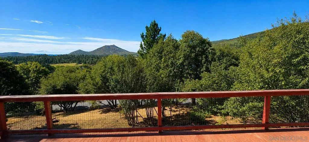 https://zimg.paragon.ice.com/ParagonImages/Property/PA/SDMLS/260019063/5/120/90/922a28498773bfe21daa816cef404f81/3/6455d1eeacbf71055e85acb16b044e57/260019063-3789b4b5-c0c5-47b5-9f6e-3a5d2be6f0e5.JPG