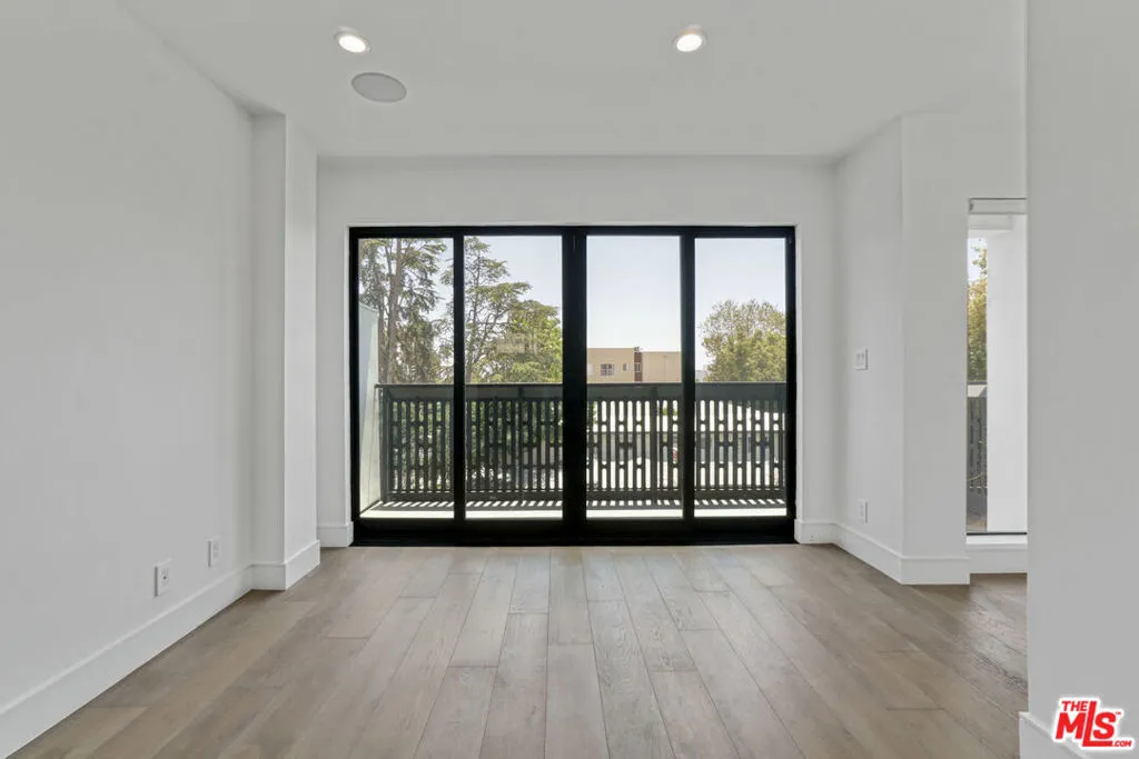 1445 1/4 N Martel Avenue, Los Angeles, California 90046 — photo 5