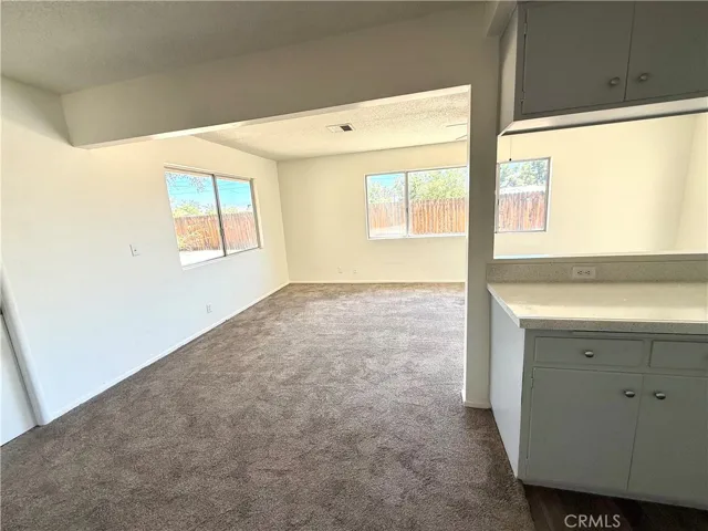 Dining room/family room/kitchen