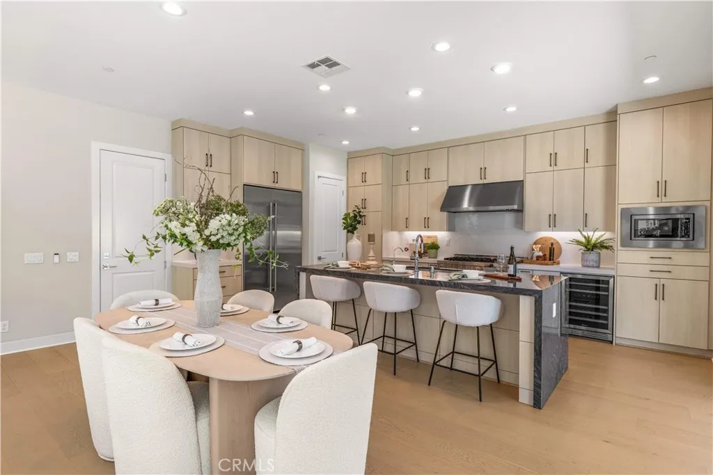 400 Riverbend, Lake Forest, California 92630 — photo 5