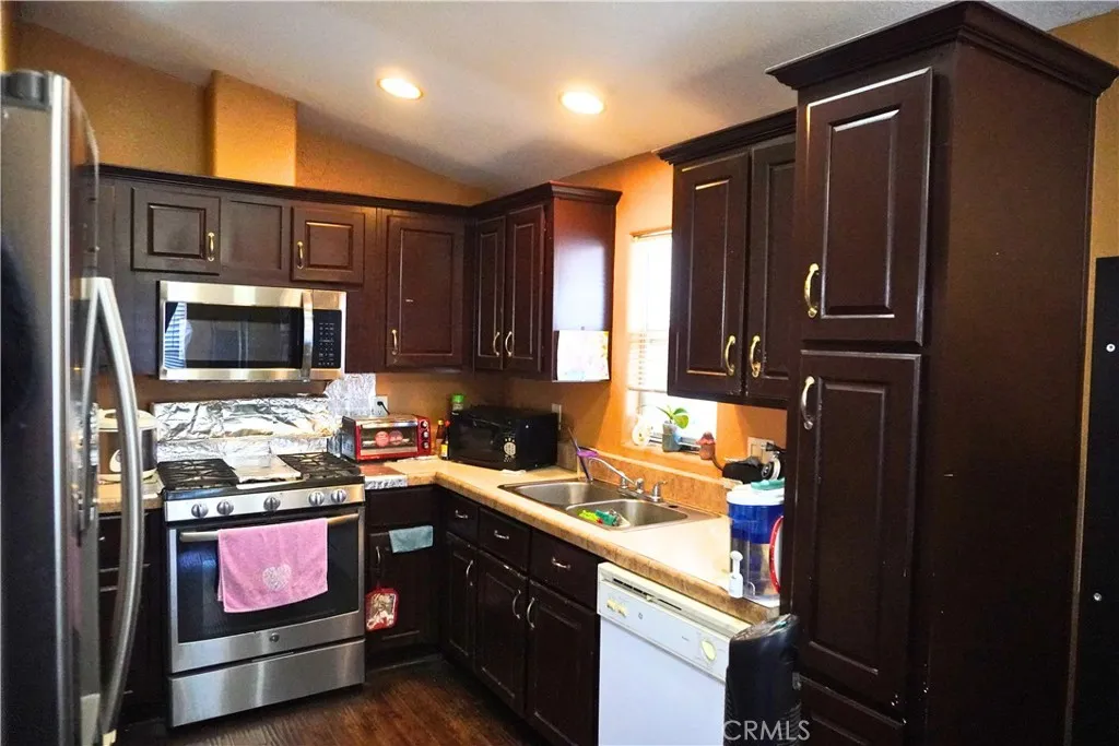 13102 Partridge, Garden Grove, California 92843 — photo 5