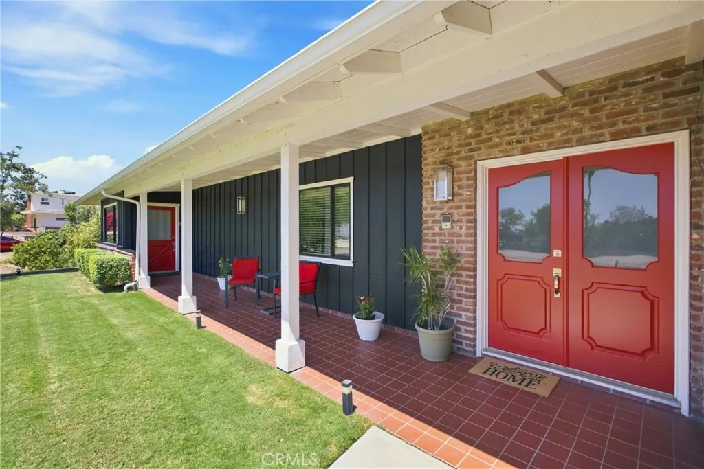 1019 Riverview Drive, Fallbrook, California 92028 — photo 4