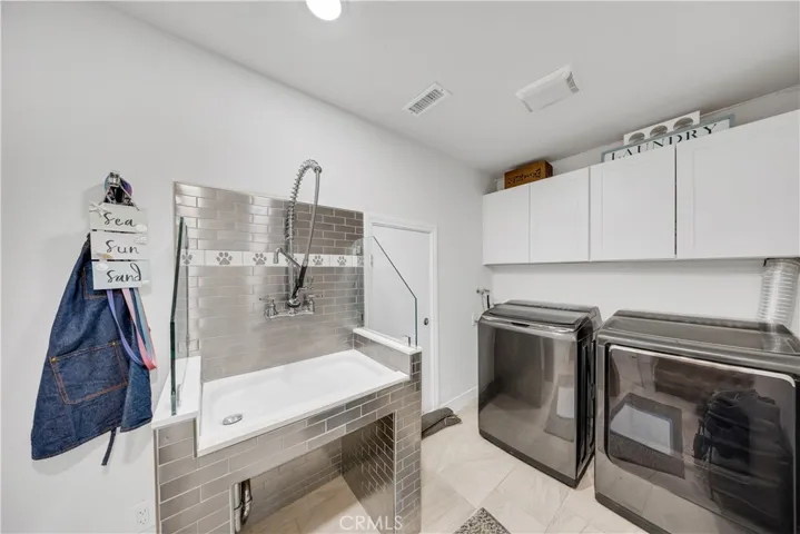 Pet Wash/ Laundry Room
