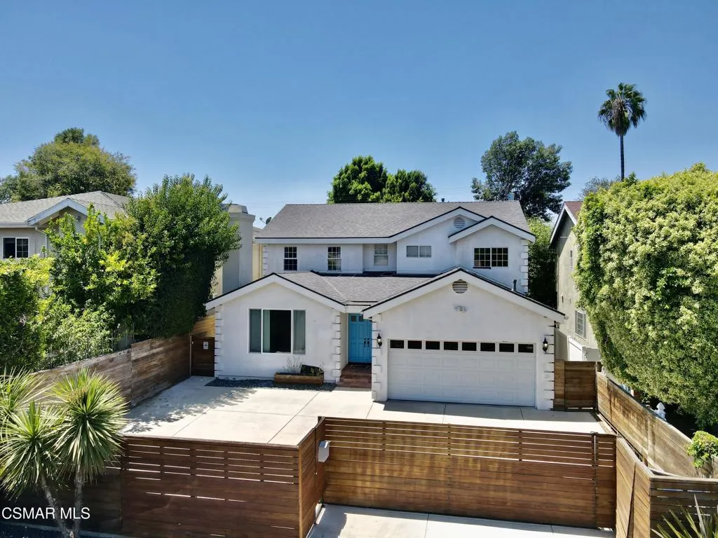4535 Lennox Ave