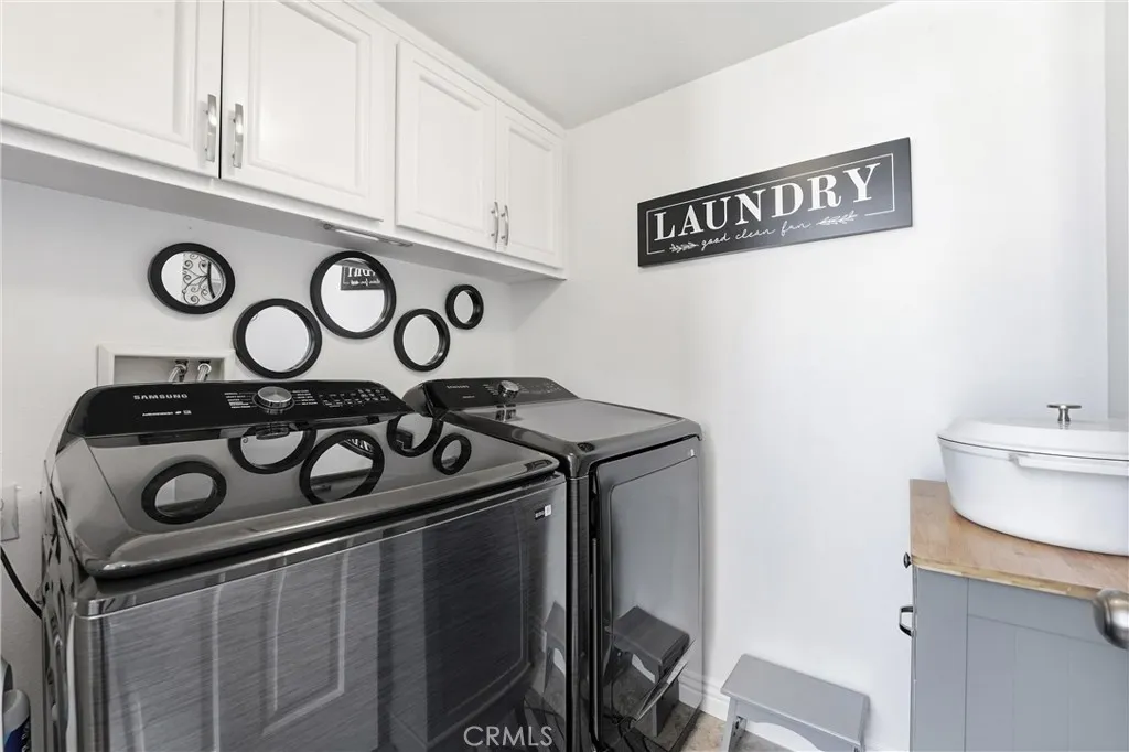 not included belongs to tenants in place