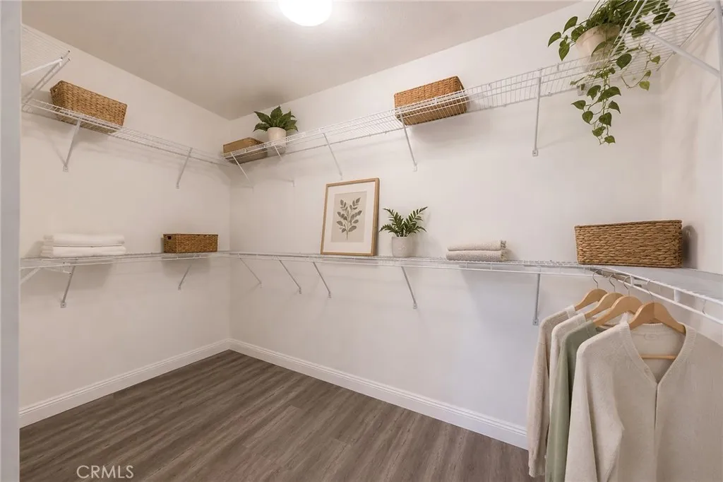 Virtual staged closet