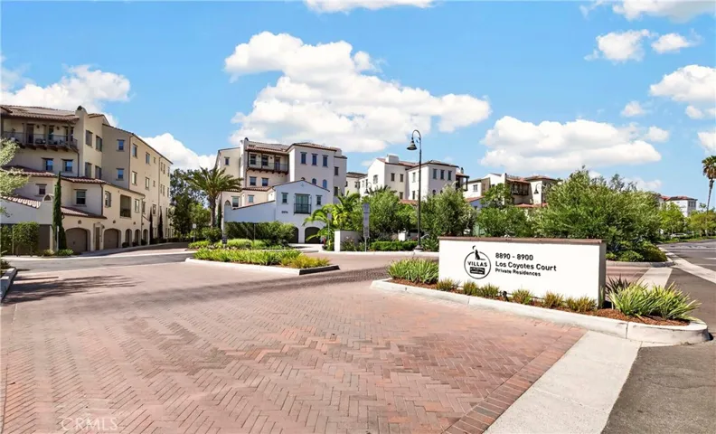 8896 Los Coyotes Court 410, Buena Park, California 90621 — photo 4