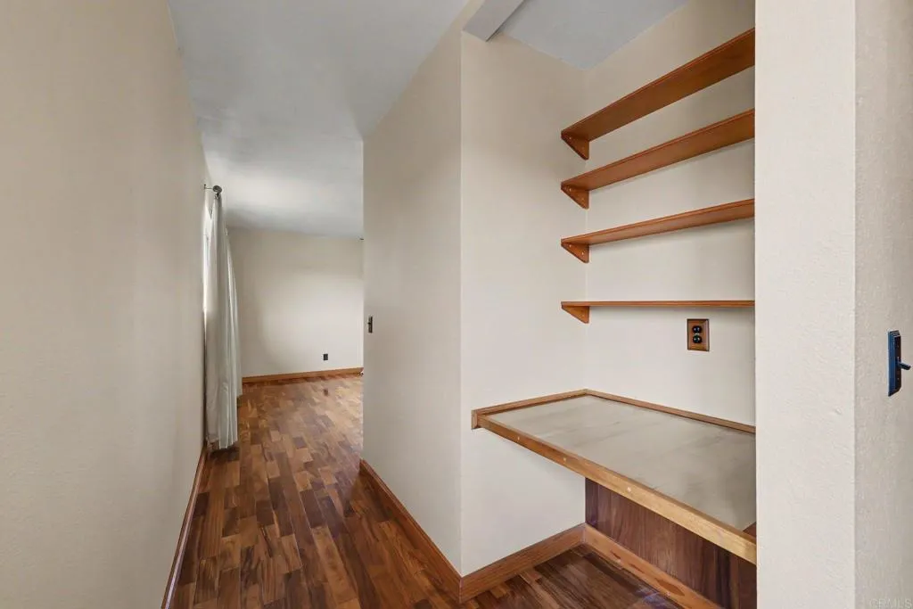 Entry to primary suite