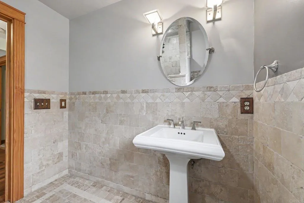 Downstairs bathroom