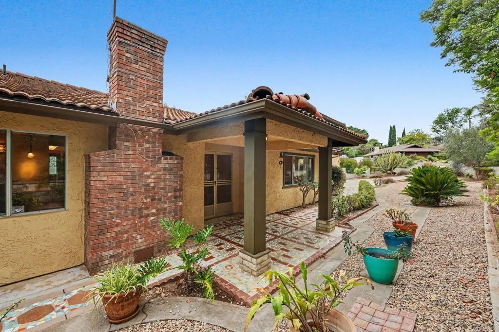 Front door entry