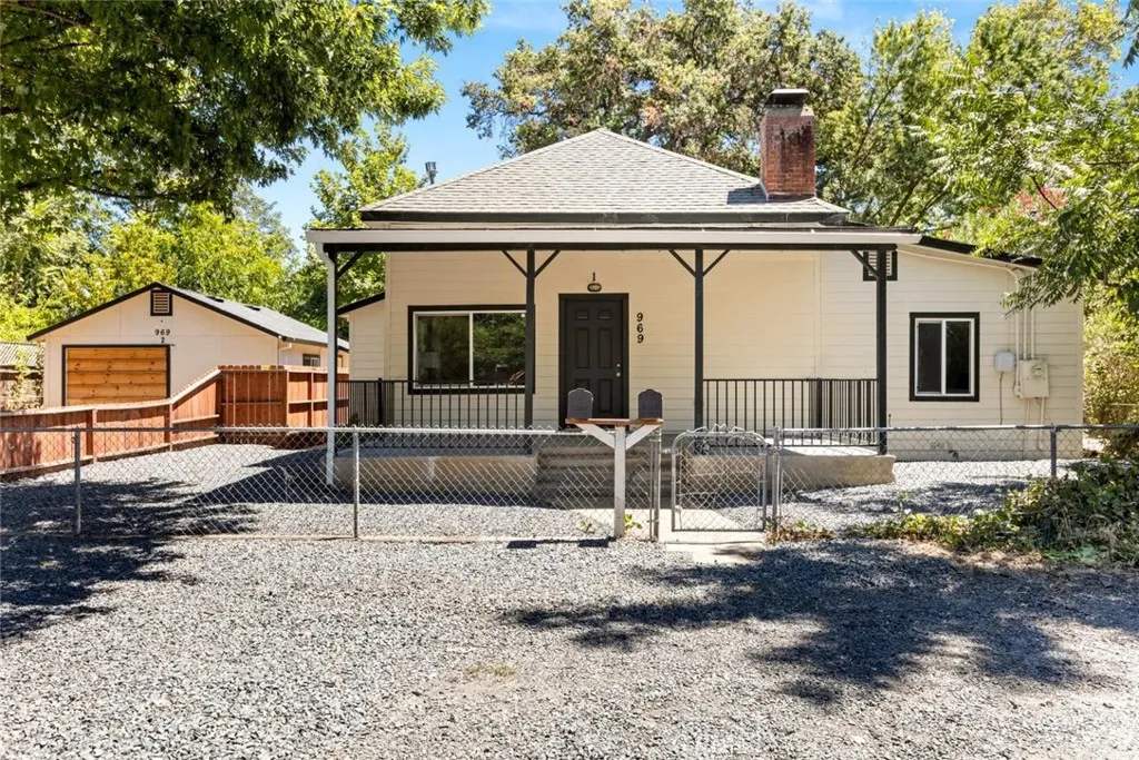 969 Humboldt Ave