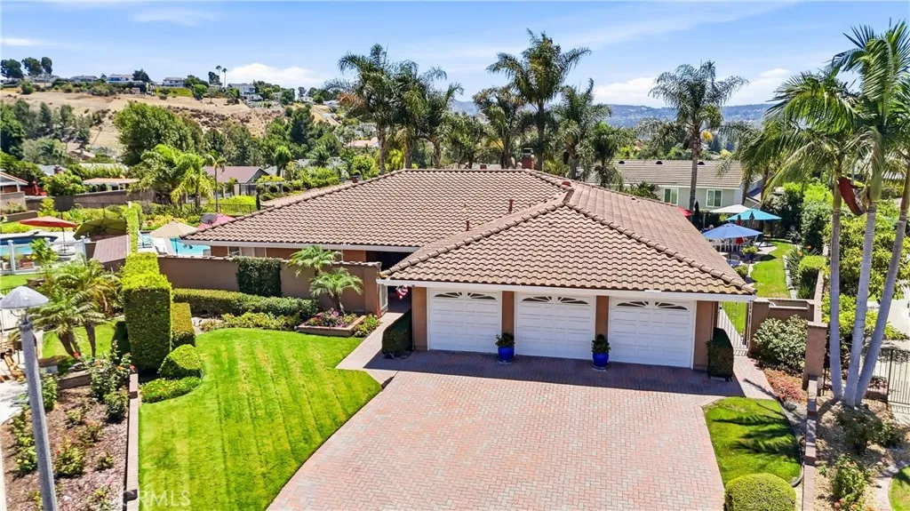 6012 Toyon Ter