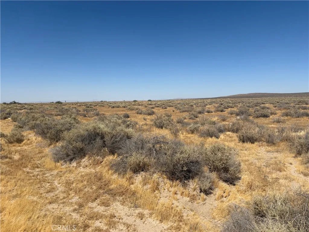 0 Apn #3310-028-036, Lancaster, California 93535 — photo 5