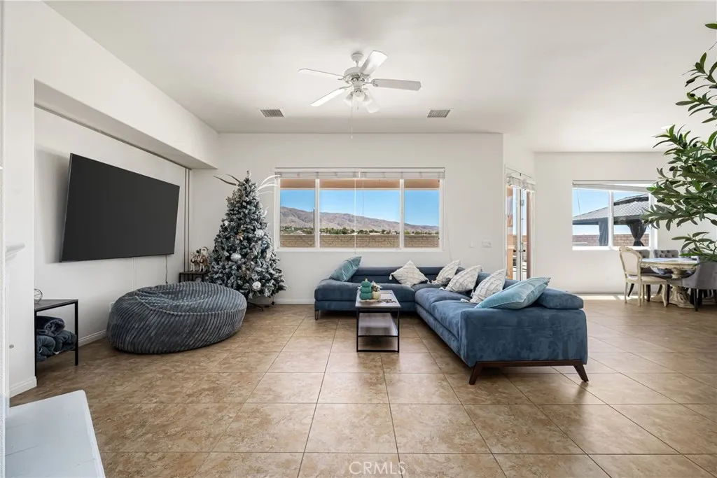 10512 Aurora Place, Desert Hot Springs, California 92240 — photo 5