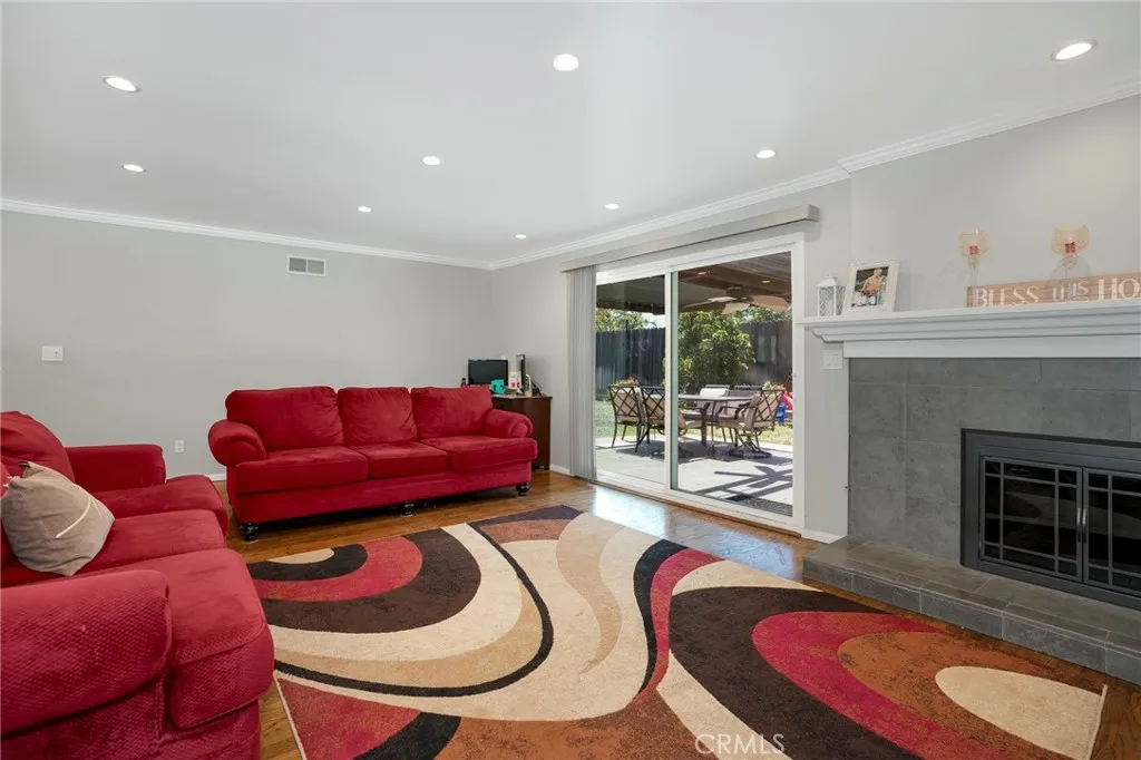 13719 Gavina Avenue, Sylmar, California 91342 — photo 5