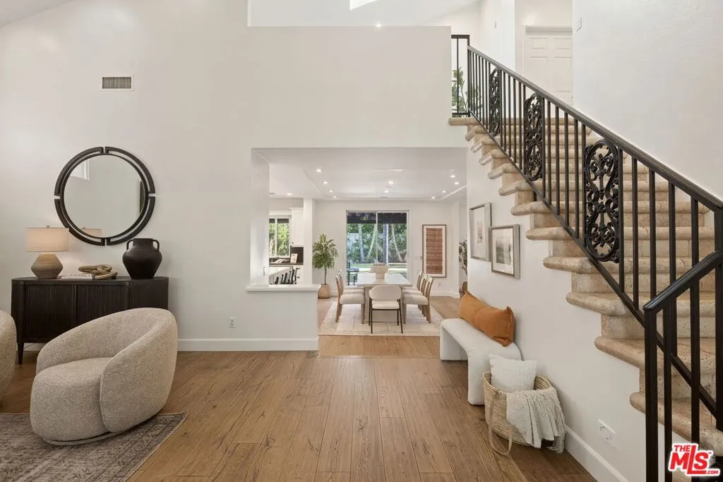 15232 Hartsook Street, Sherman Oaks, California 91403 — photo 5