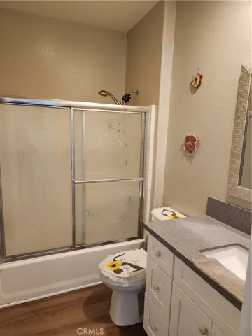 Downstirs Bathroom