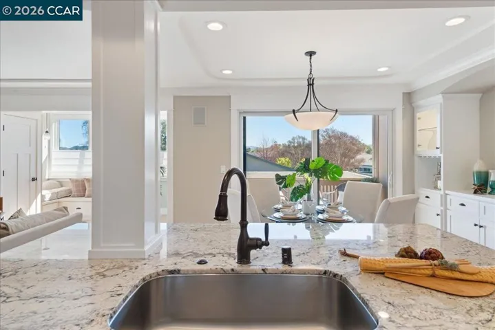 2501 Pine Knoll Dr 8, Walnut Creek, California 94595 — photo 4