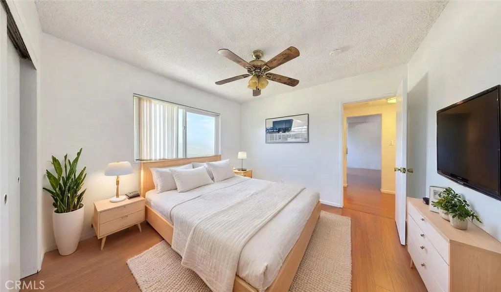 Photos may include virtual staging and / or alternation for visualization purposes.