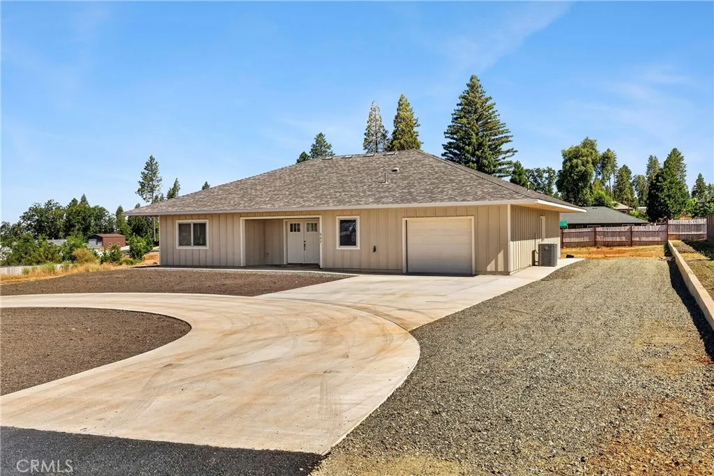527 Crestwood