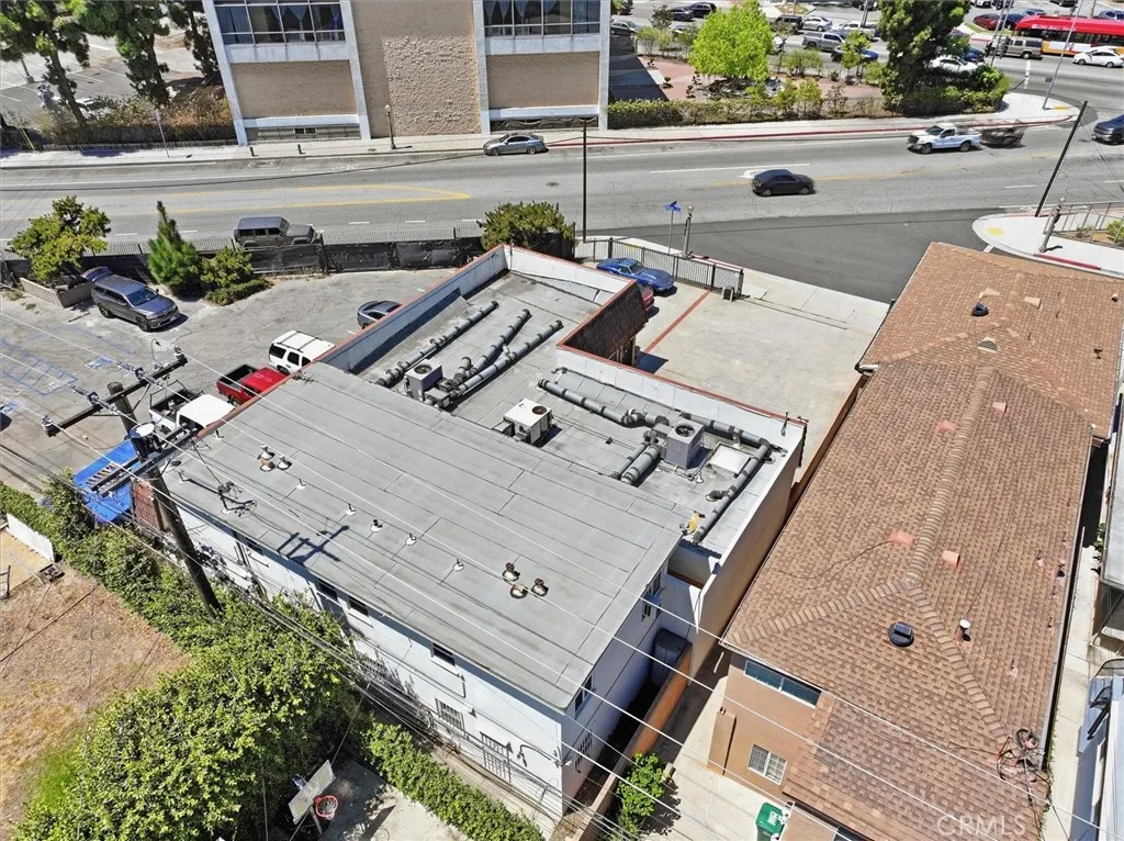 331 E Carson, Long Beach, California 90807 — photo 5