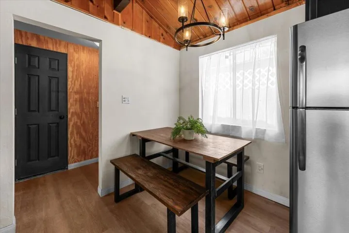 712 San Bernardino Avenue, Sugarloaf, California 92386 — photo 5