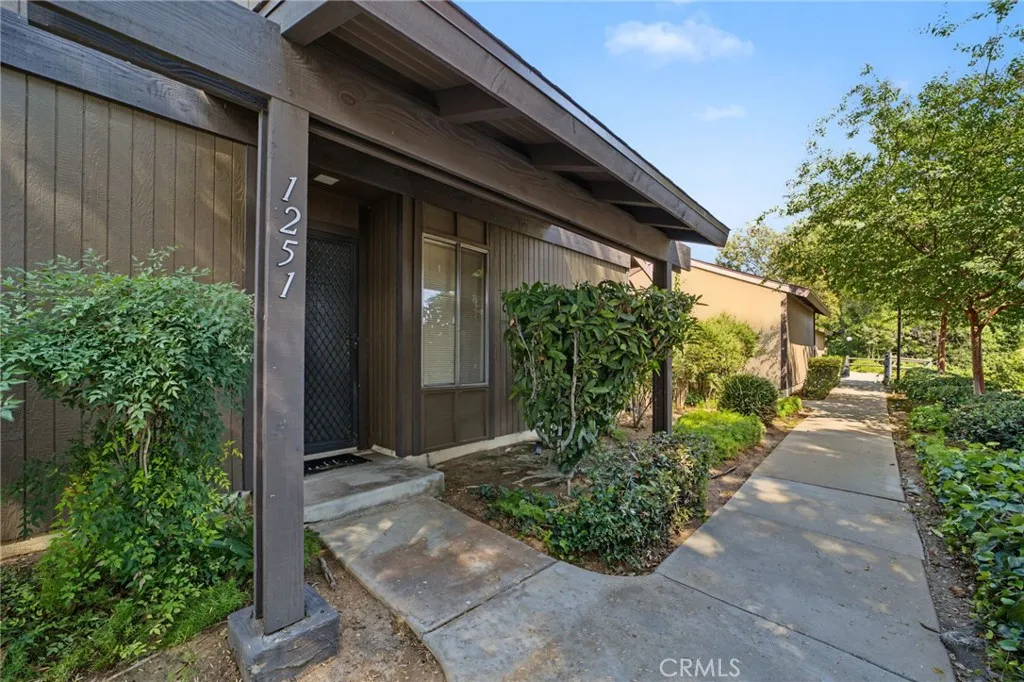 1251 Bonnie Glen Ln
