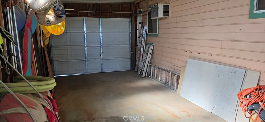 Garage 2