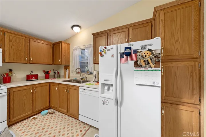 Spacious Kitchen