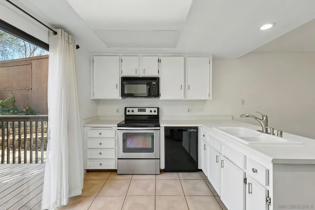 15834 Davis Cup Lane, Ramona, California 92065 — photo 5