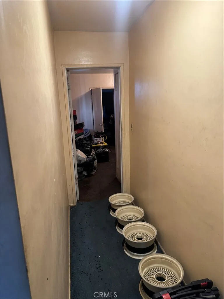 2100 N Wilmington, Compton, California 90222 — photo 4