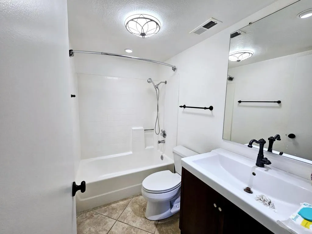 2nd Bath\