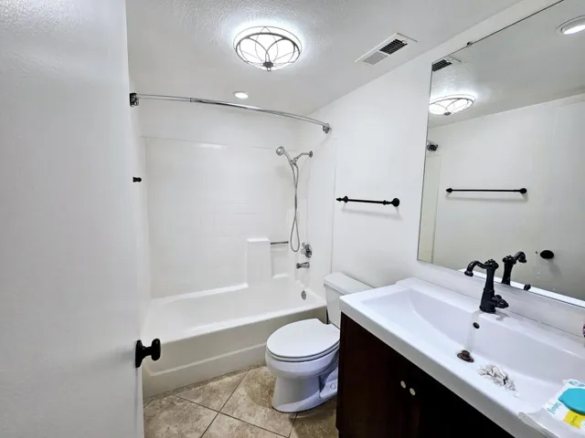 2nd Bath\