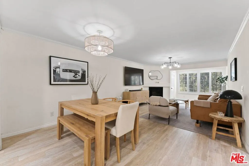 5515 Canoga Avenue 220, Woodland Hills, California 91367 — photo 5
