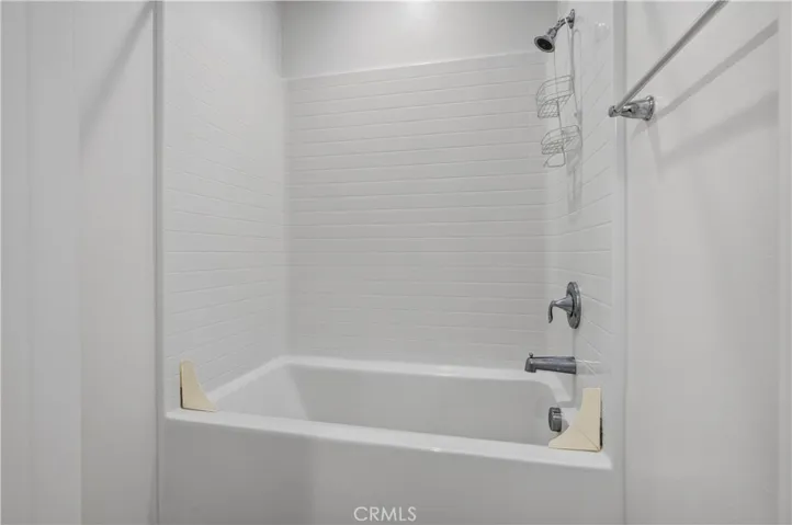 Full Hall Bath