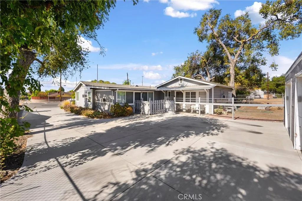 449 448 Arrow Highway, Claremont, California 91711 — photo 5