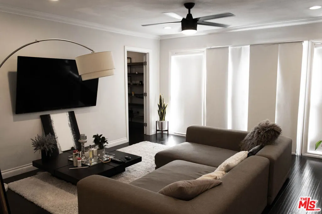 5651 Windsor Way 202, Culver City, California 90230 — photo 5
